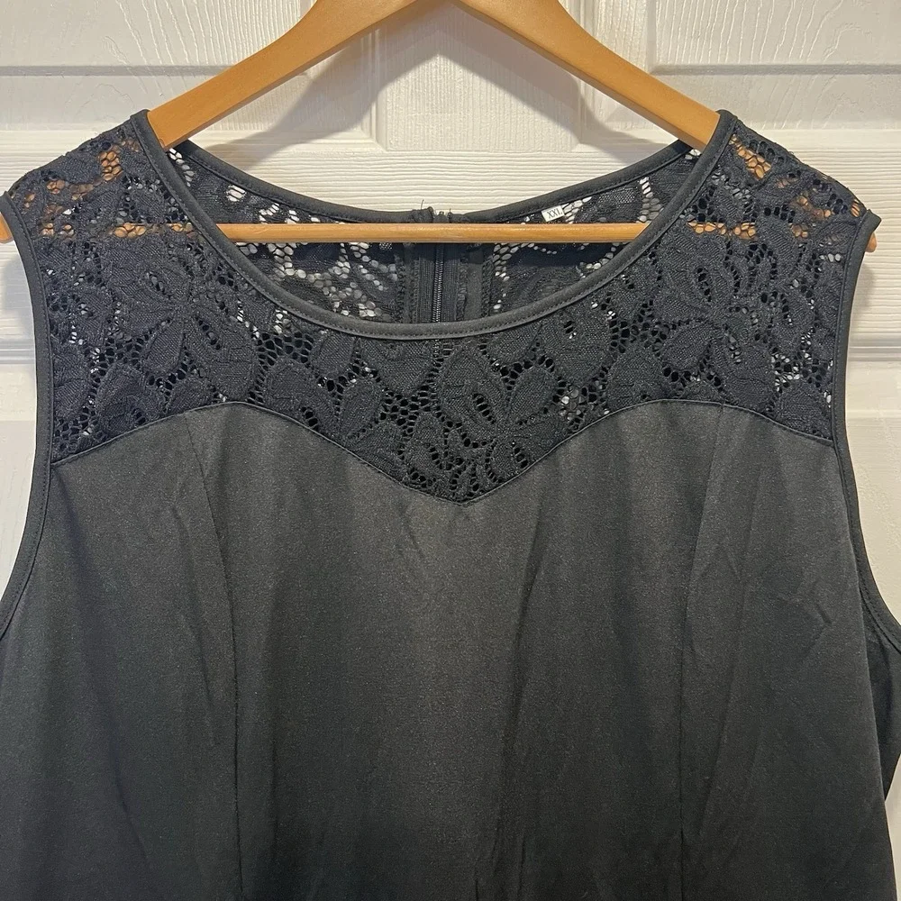 Black A-line sleeveless cocktail dress with a Floral lace top Size XXL - Picture 3 of 10